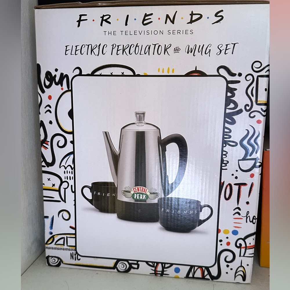 Friends Electric Percolator and Mug Set - Black and Silver